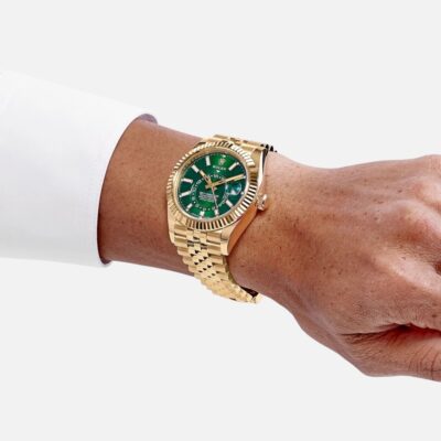 Rolex Sky-Dweller 336938 Yellow Gold Bright Green Dial Jubilee