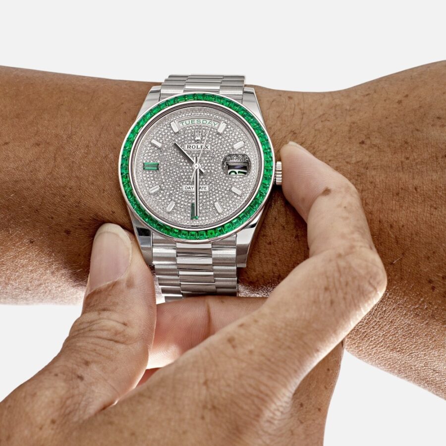 Rolex Day-Date 40 228396TEM Platinum Emerald Bezel Diamond Dial